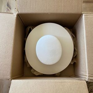 Gigi Pip dahlia boater hat like new and great deal.